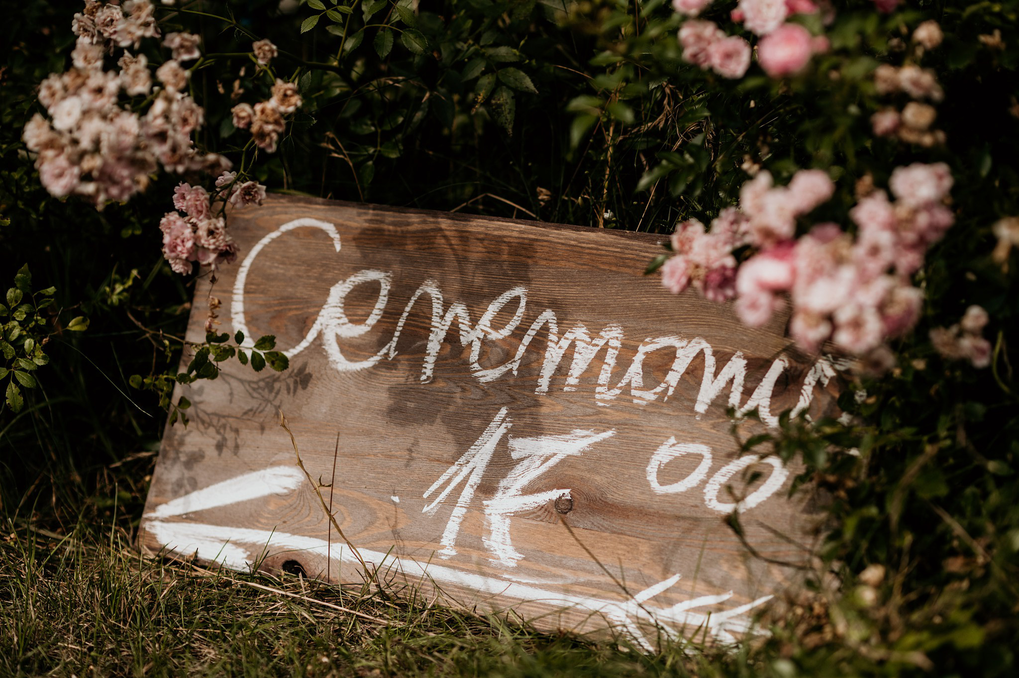 ślub kościelny w plenerze warszawa