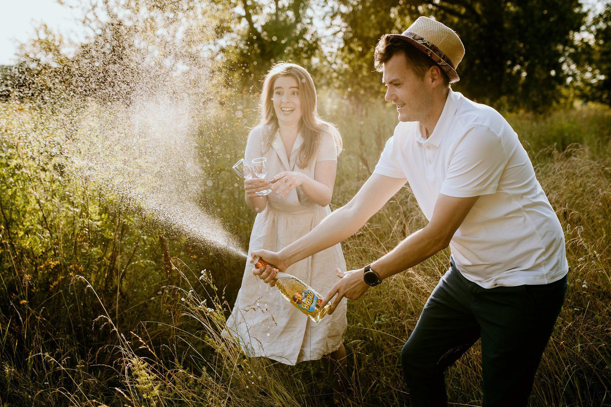 sesja zdjęciowa na łące warszawa