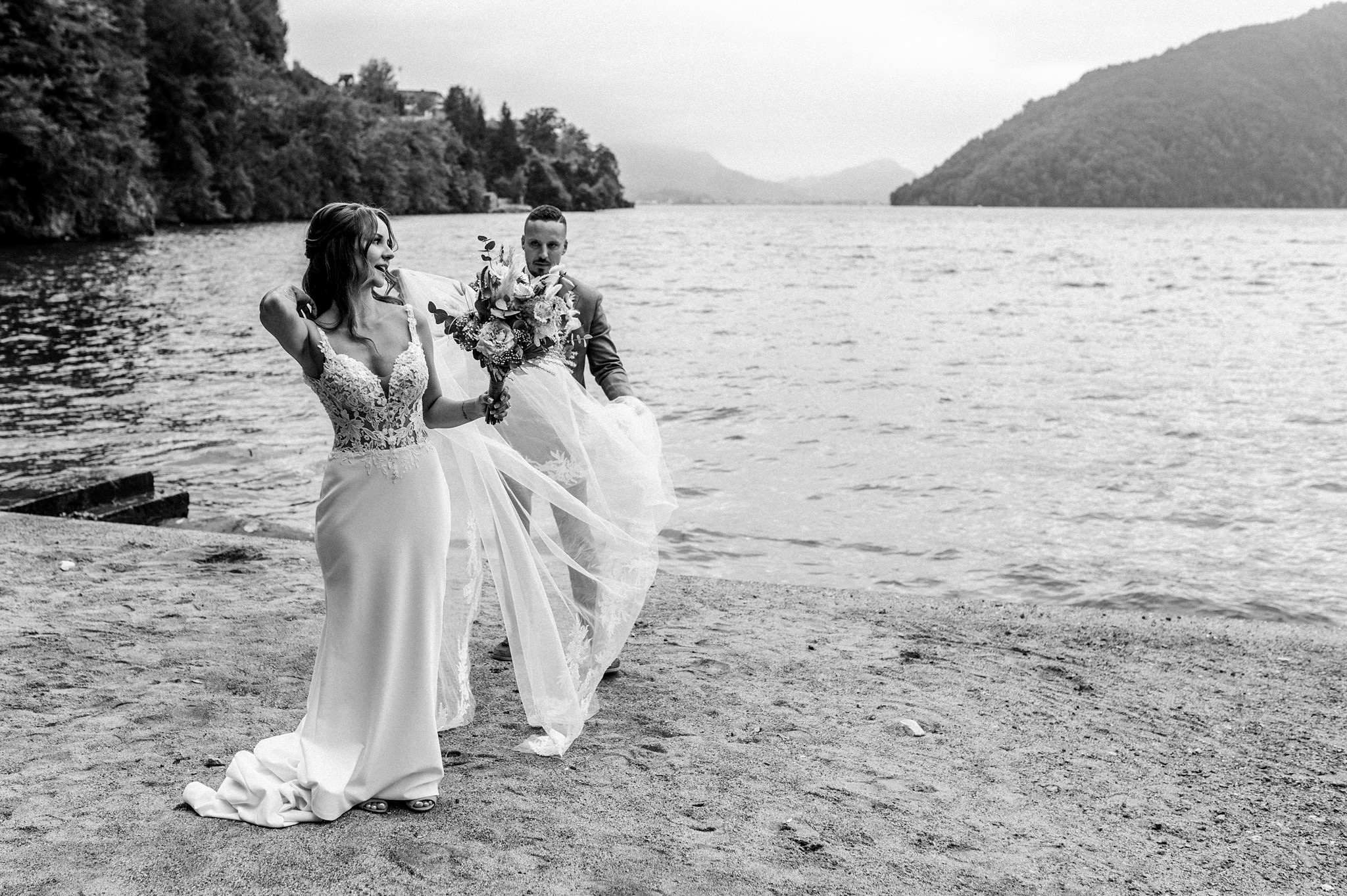 zdjęcia ślubne czarno białe
