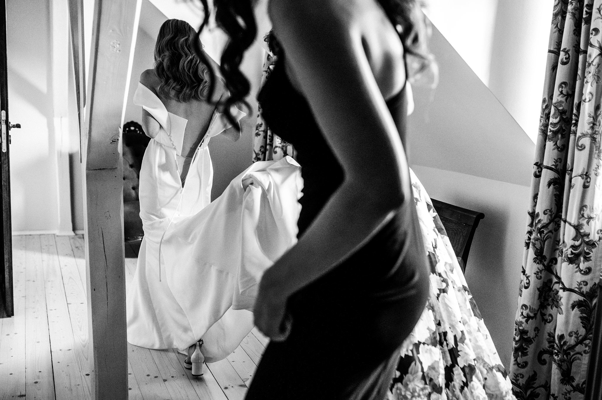 czarno białe zdjęcia ślubne